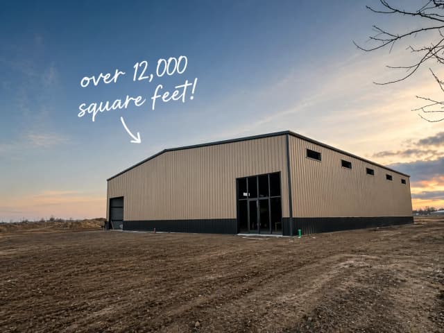 Hangar exterior, 12,000 sq ft